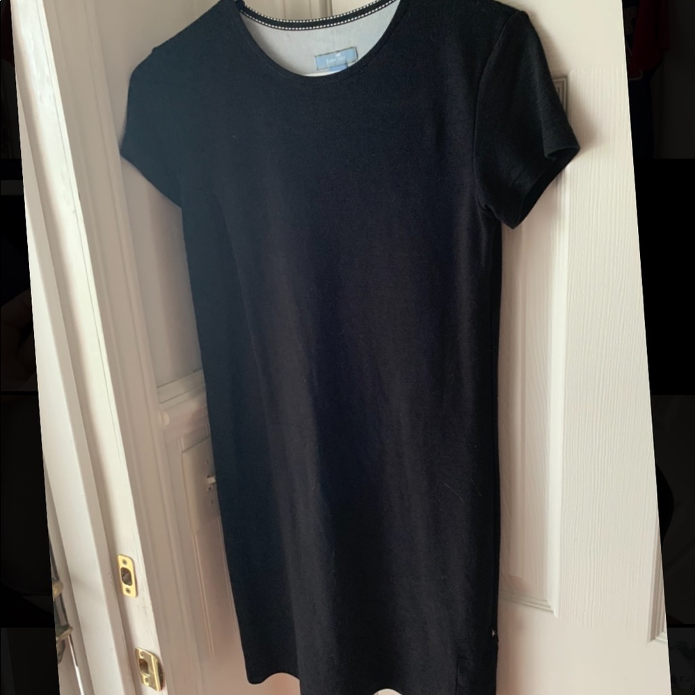 Black T-shirt dress with hidden pocket